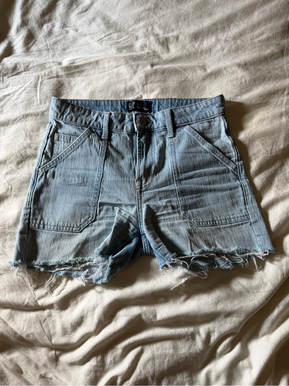 Gap Light Wash Denim Shorts Size 4